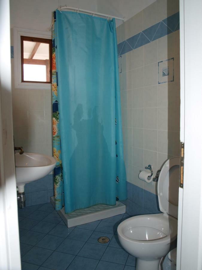 Batika Rooms Artemonas ภายนอก รูปภาพ